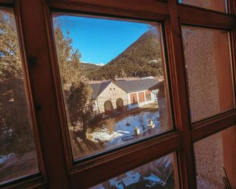 Hostal Alto Aragon - Villanúa - Balcony