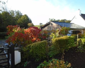 Auld Ffynnon - HMS Brecon - Näkymät ulkona