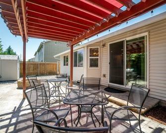 Calm & Cozy In East Vancouver - 20 Min From Pdx - Vancouver - Patio