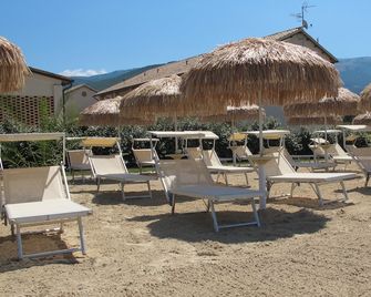 Hotel & Resort Le Colombare - Foligno - Patio