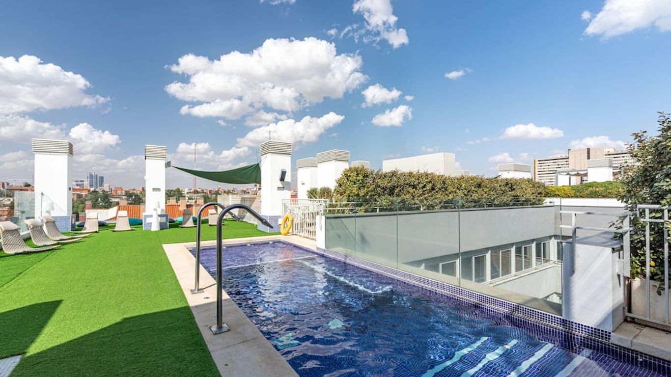 Residencia Universitaria Resa Claudio Coello