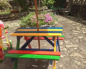 Il Ghiro B&B - Riccò del Golfo di Spezia - Innenhof