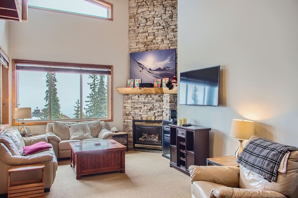 Snowy Creek by Okanagan Premier - Big White - Sala de estar