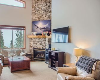 Snowy Creek by Okanagan Premier - Big White - Sala de estar