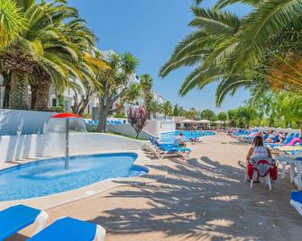 Aparthotel Holiday Center - Santa Ponsa - Pool