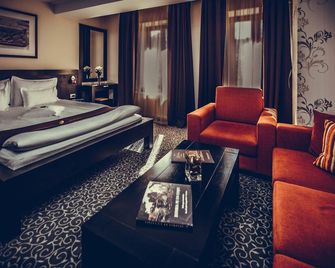 Hotel Cherica - קונסטנטה - חדר שינה