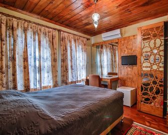 Kum Pansiyon - Amasra - Schlafzimmer