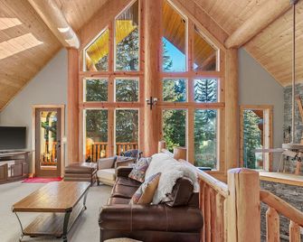 Cozy Ski Retreat in Govy w/ Hot Tub and Outdoor Sauna - Government Camp - Sala de estar