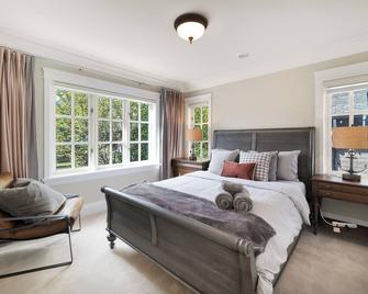 Luxury 4 Beds Ocean-View House At Center - Vancouver - Habitación