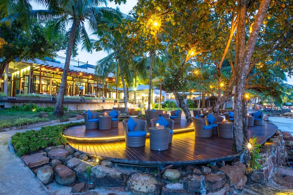 منتجع ذا بيتش ناتشورال كوه كود