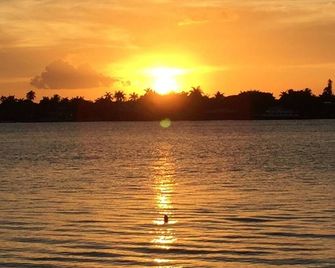 Mermaid's Lighthouse - West Palm Beach - Outdoors view