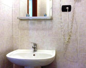 Hotel Ricci - Genoa - Bathroom