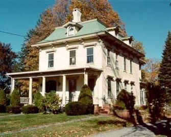 Pillsbury House Bed & Breakfast - Woonsocket - Gebouw