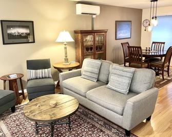 Beautiful Townhome near UW and Seattle Children's - Seattle - Living room