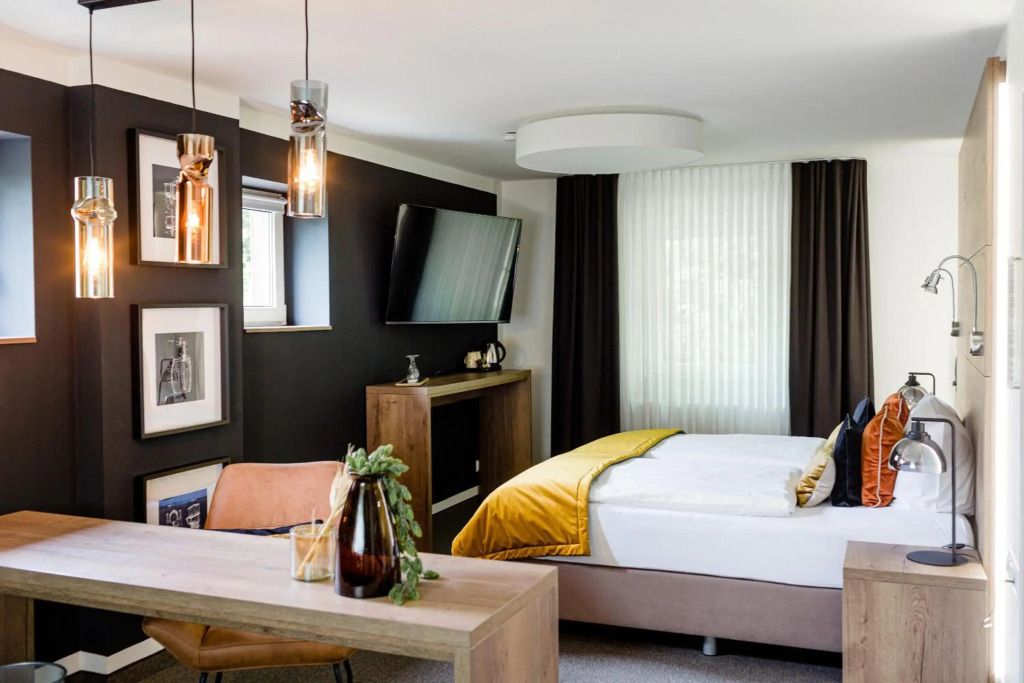 هوتل - ريستورانت زفيرشلوسخين