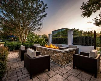 Courtyard by Marriott Charlotte Ballantyne - Charlotte - Patio