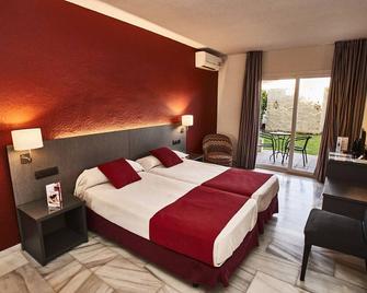 Hotel Nerja Club Spa by Dorobe - Nerja - Bedroom