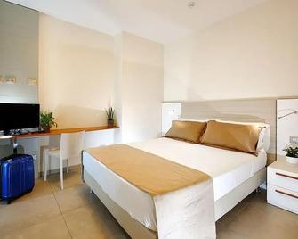 Hotel & Residence Cavalluccio Marino - Rimini - Bedroom