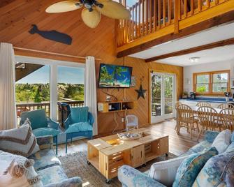 1686 Eureka 50ft to Beach - Corolla - Living room