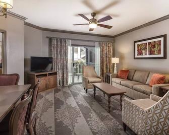 1Bed/1Bath Gorgeous Nashville Resort Next to Grand Ole Opry!! - Nashville - Sala de estar