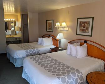 Cathedral Valley Inn - Caineville - Bedroom