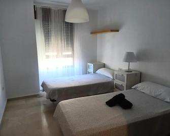 Beatiful and full-equipped flat in the city center - Ceuta - Bedroom
