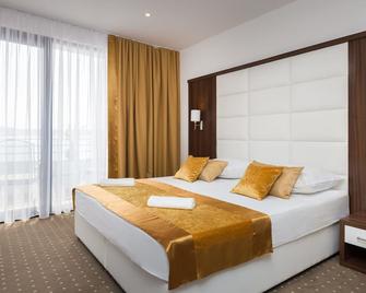 Hotel Perla - Rogoznica - Schlafzimmer