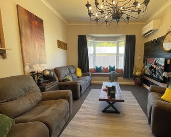 Picton Paradise in Waikawa - Picton - Wohnzimmer
