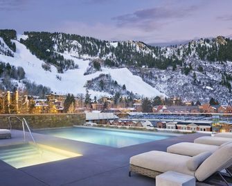 Residences at The Little Nell - Aspen - Pool