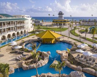 Ocean el Faro Resort - Punta Cana - Zwembad