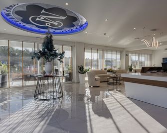 Mirage Bleu Hotel - Tragaki - Salónek