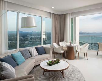 White Sand Beach Residences Pattaya - Ban Klongnamchai - Sala de estar