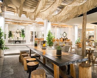Makris Beach Hotel - Kamari - Restaurant