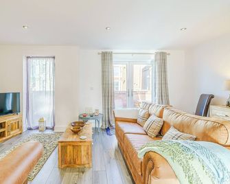 3 bedroom accommodation in St Bees, near Whitehaven - St. Bees - Living room