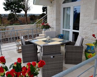 Dimora Porto Contessa - Polignano a Mare - Balcón