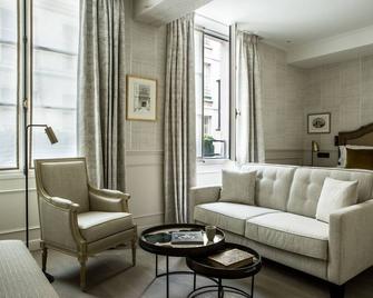 Charles V - Paris - Living room
