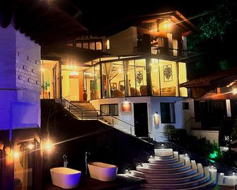 Botaniq Hotel Boutique - Valle de Bravo