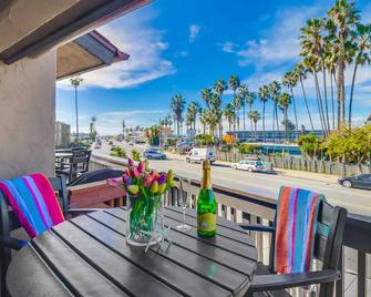 Ob Loungin 2 - San Diego - Parveke