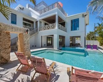 Tierra Tulum home - Bradenton Beach - Bazén