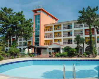 Whinstone Hotel & Resort - Ciudad de Jeju - Edificio