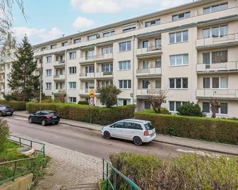 Unique & Seaside Studio for 4 people in Gdynia by Noclegi Renters - Gdynia - Building