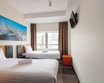easyHotel The Hague City Centre - The Hague - Bedroom