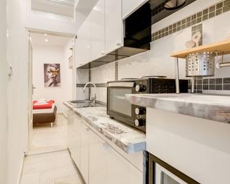 B & B Ema - Bakarac - Cucina