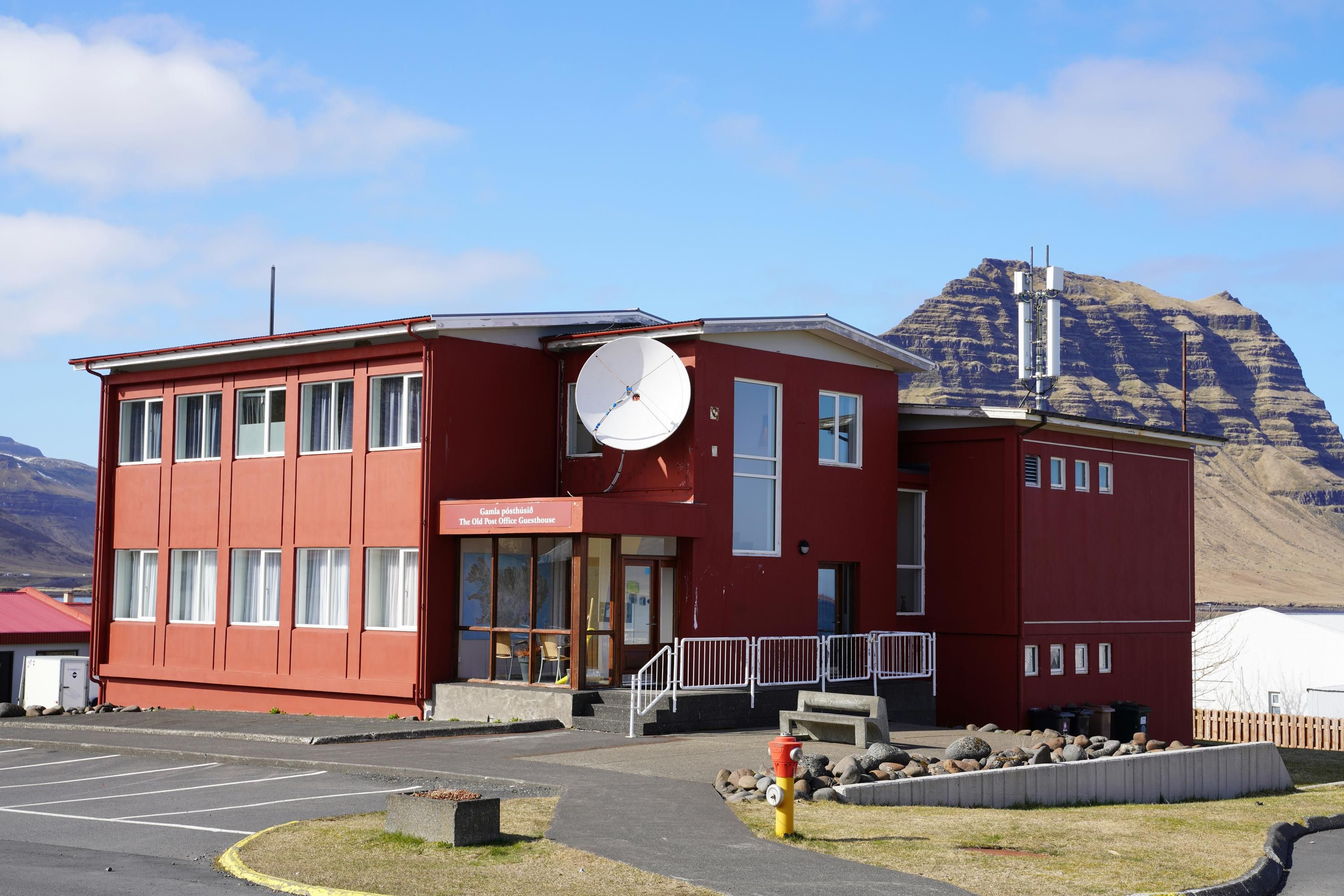 ذا أولد بوست أوفيس