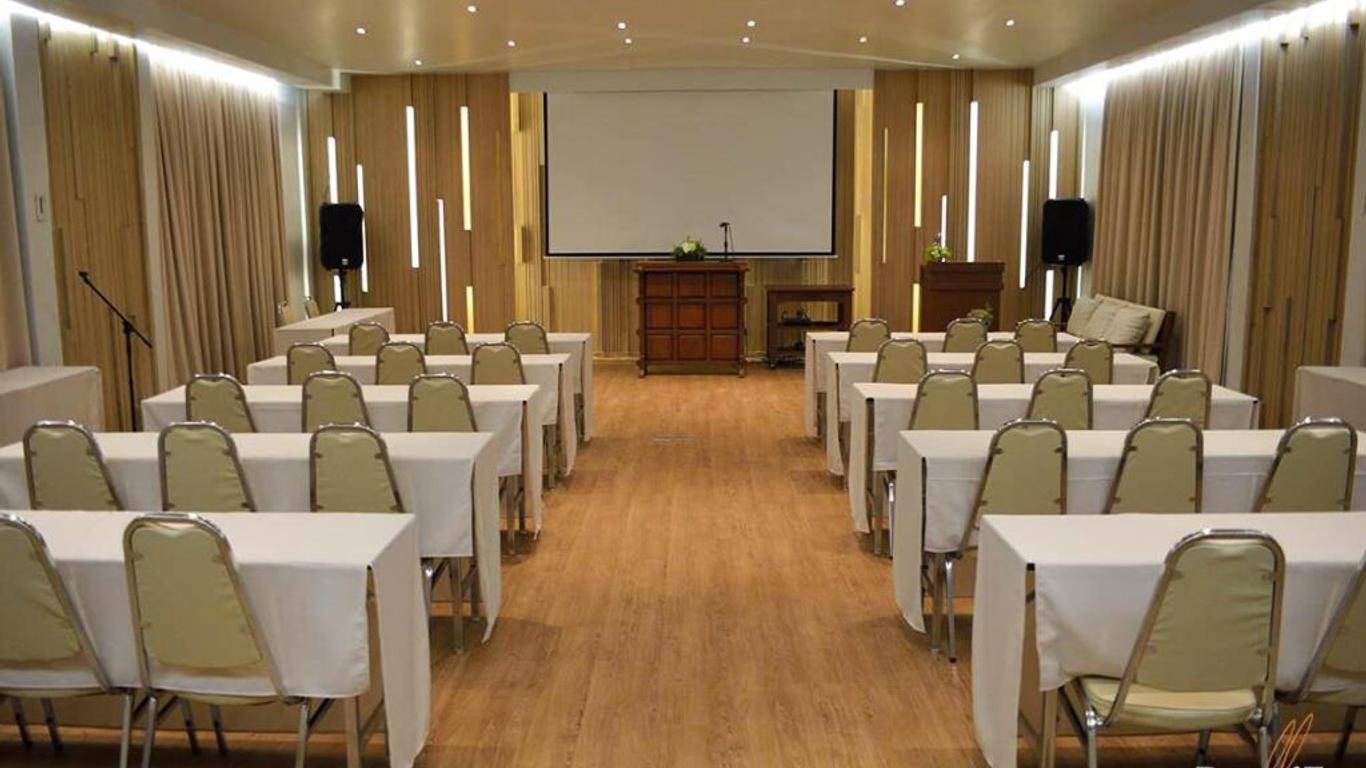 Rabbiz Hill Resort