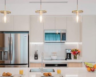 Come Stay at this Beautiful Studio for Stunning Views of the Pacific Coastline! - Salitre - Cocina