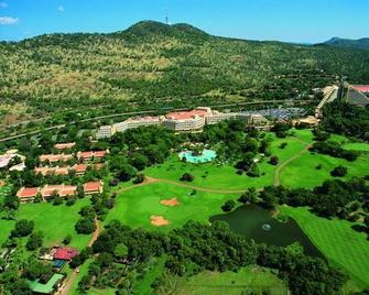 Soho Hotel & Casino at Sun City Resort - Sun City Resort - Outdoors view