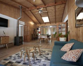 Refugio Atreyu - Santiago - Living room