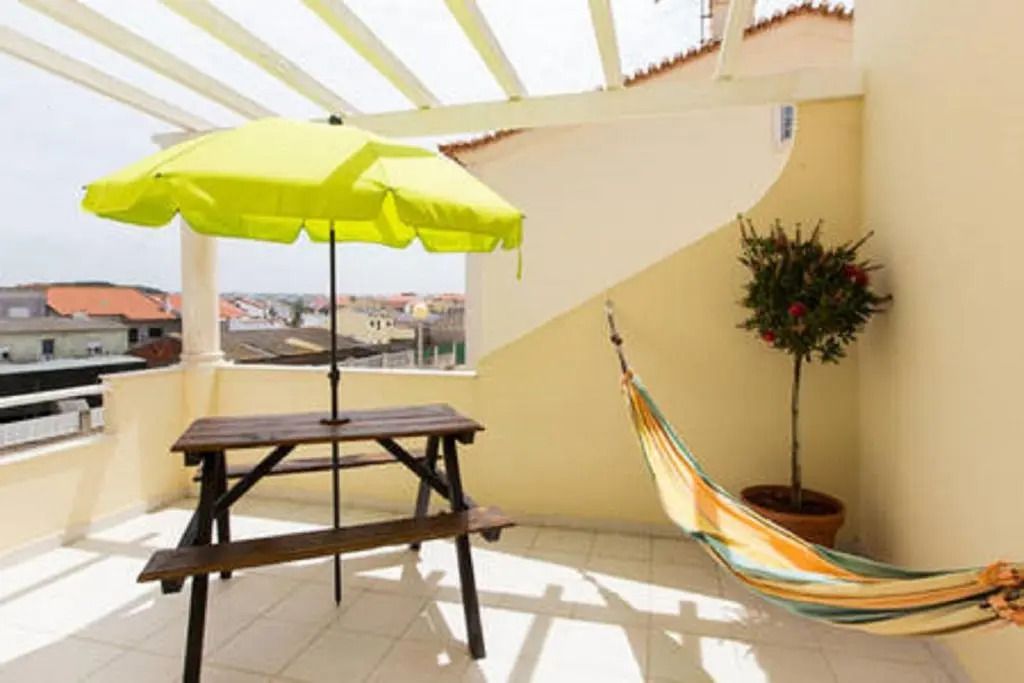 Pineapple Surf House - Peniche - Balcon