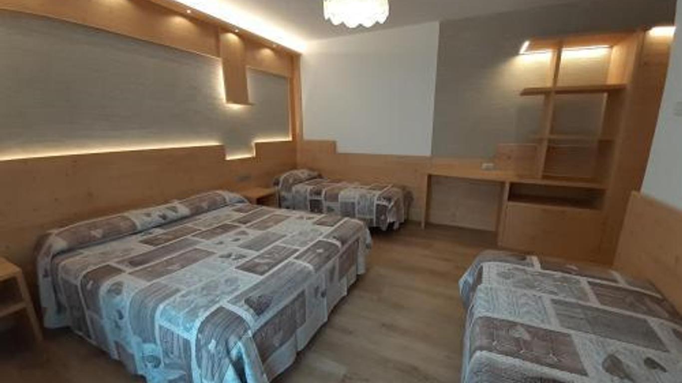 Hotel Garnì Miramonti